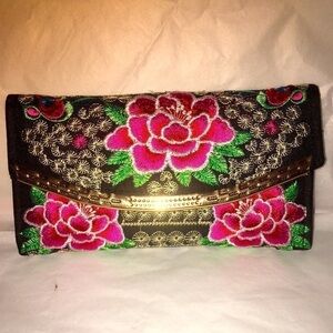Lovely embroidered wallet